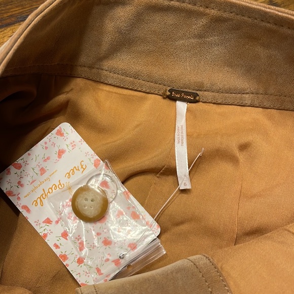 NWT Free People Leather skirt with belt size 6 - Picture 7 of 9